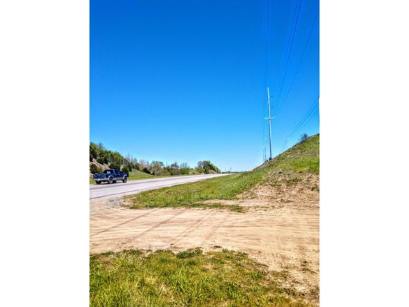 7875 W Andrew Johnson Hwy, Mosheim, TN 37818